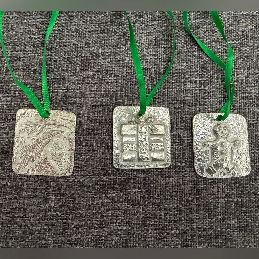 Vilmain Vintage 2002 Square Pewter Christmas Ornaments Set of 3 Glad Tidings Box